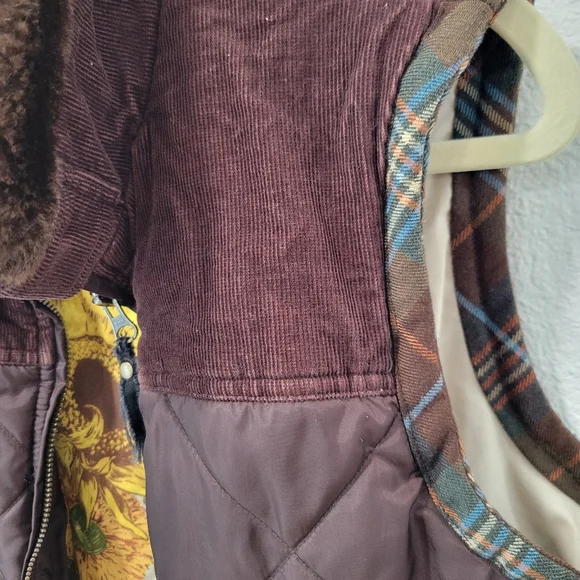 Cabi Brown Quilted Vest Womens L Faux Fur Collar Corduroy Plaid Sunflower Lining - Picture 4 of 5